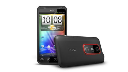HTC EVO 3D và Optimus 3D được trang bị 2 ống kính camera.
